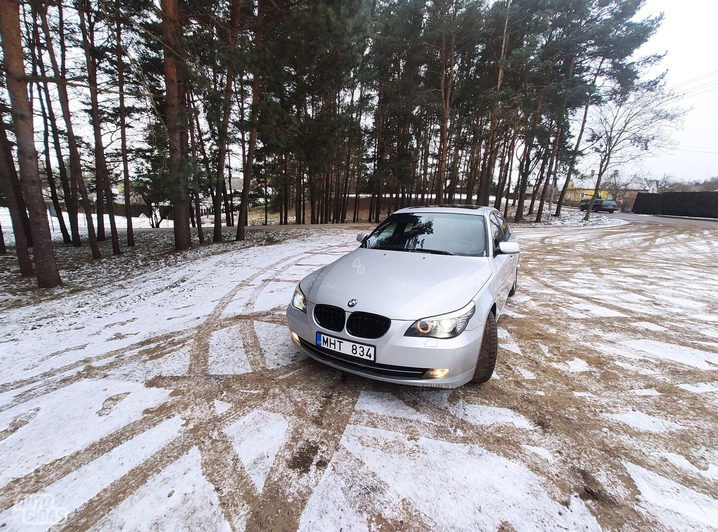 Bmw 525 2009 y Sedan