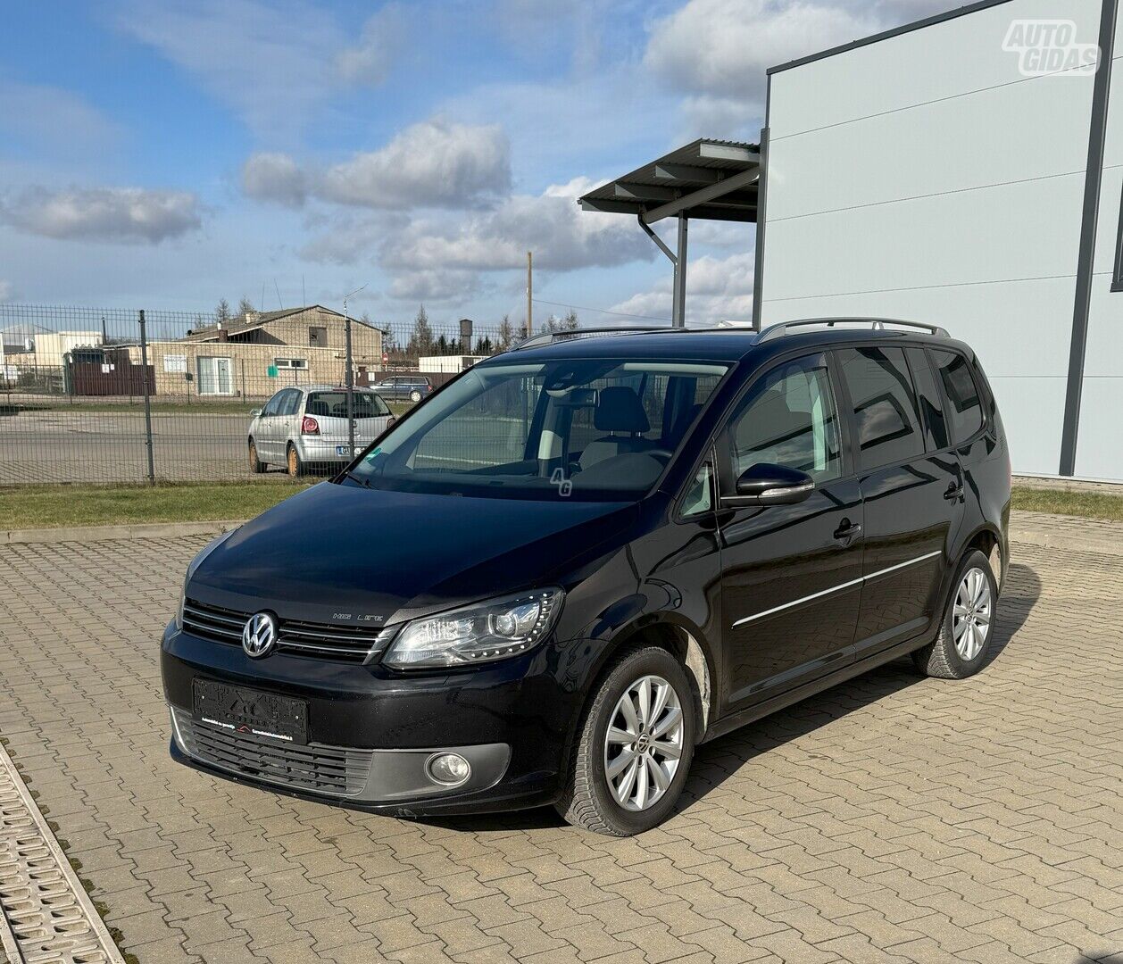 Volkswagen Touran 2012 m Vienatūris