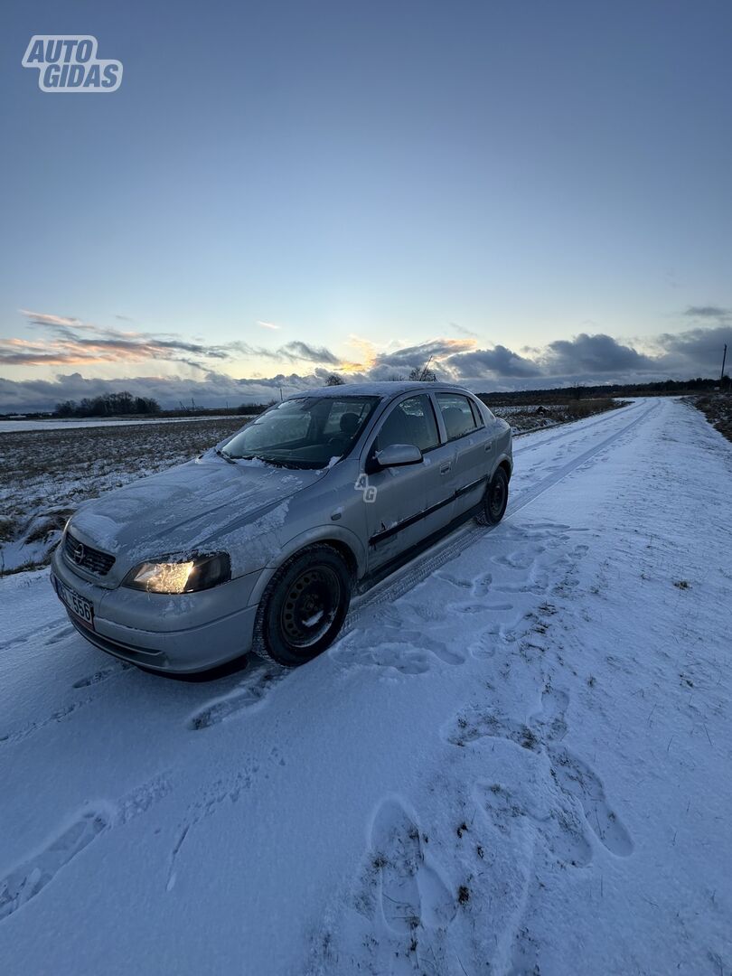 Opel Astra 2000 г Хэтчбек