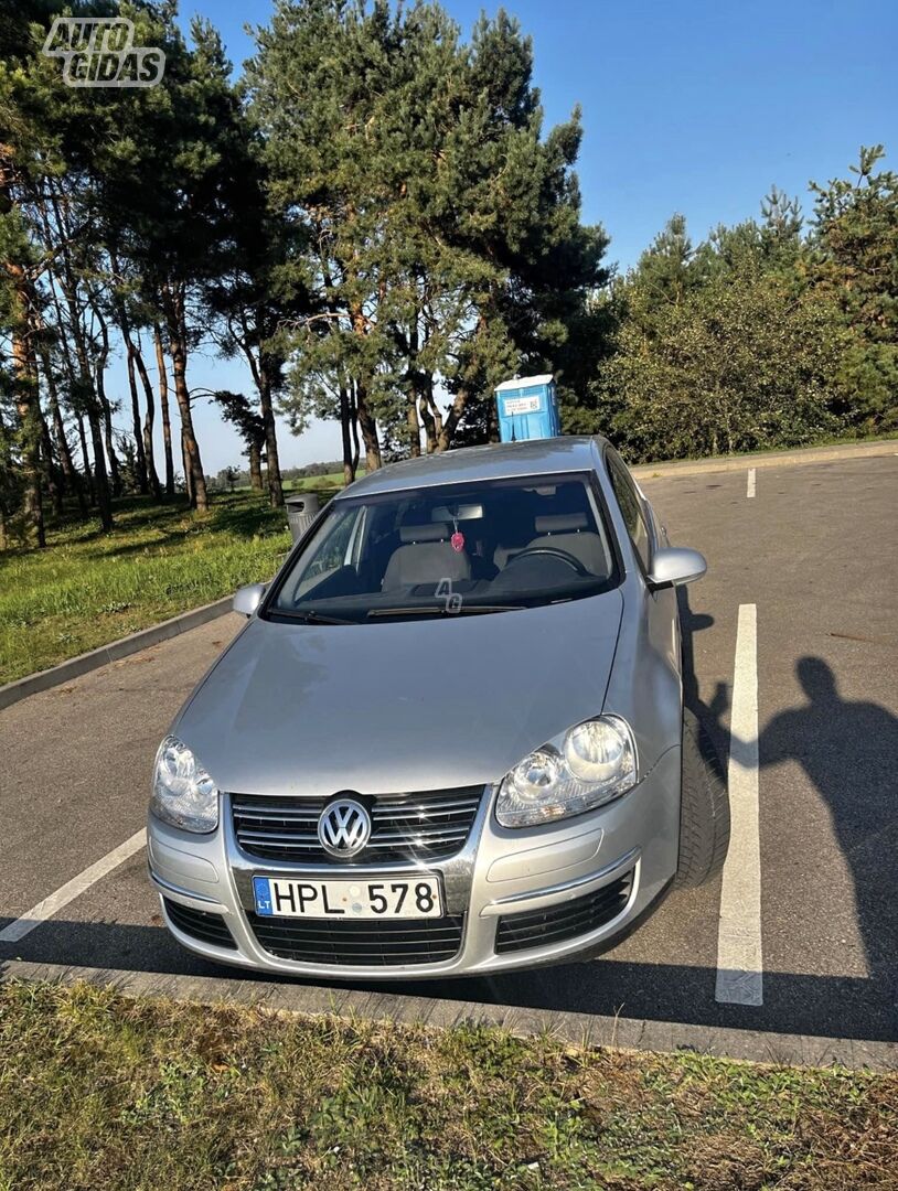 Volkswagen Golf 2005 y Hatchback