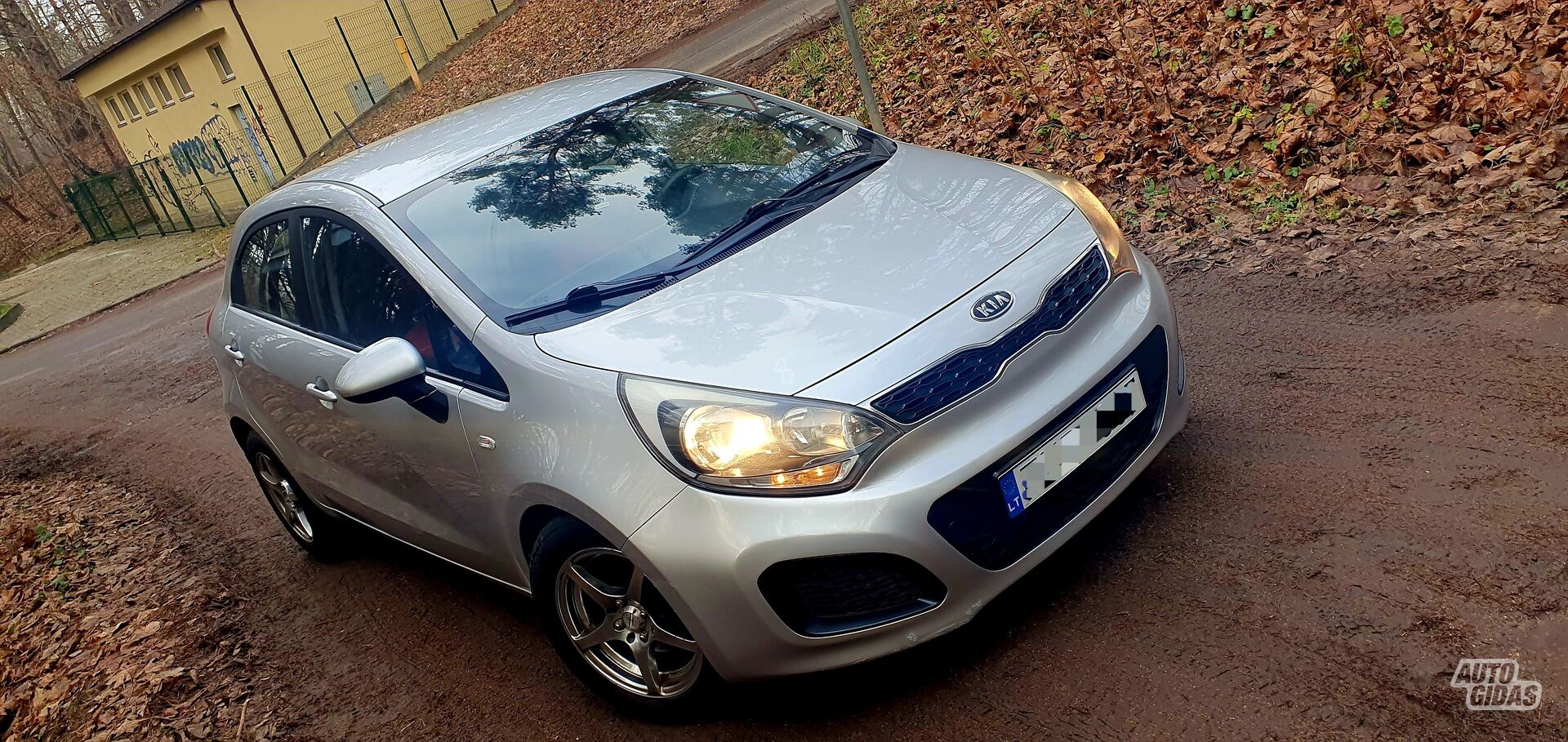 Kia Rio 2012 г Хэтчбек