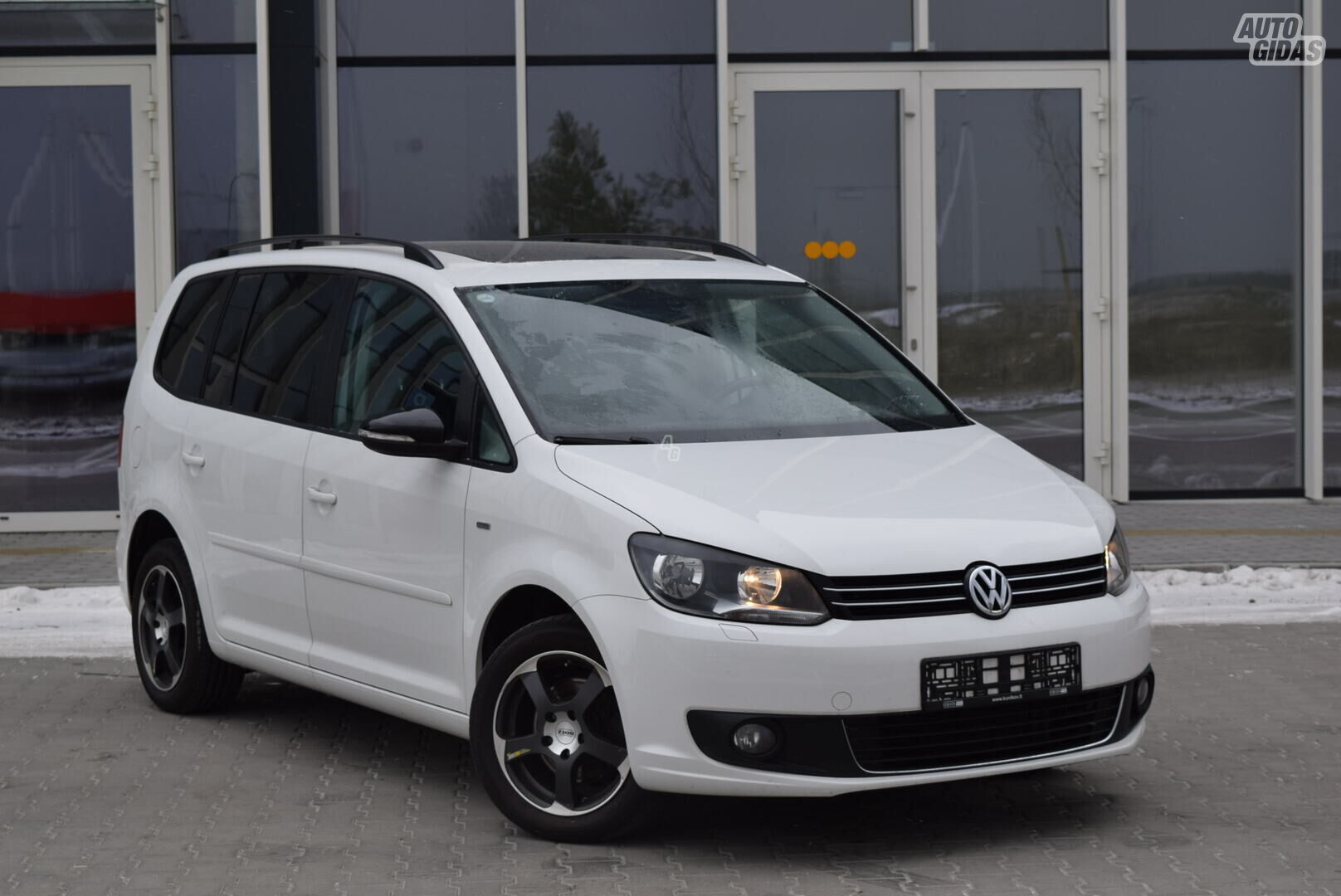 Volkswagen Touran 2012 m Vienatūris