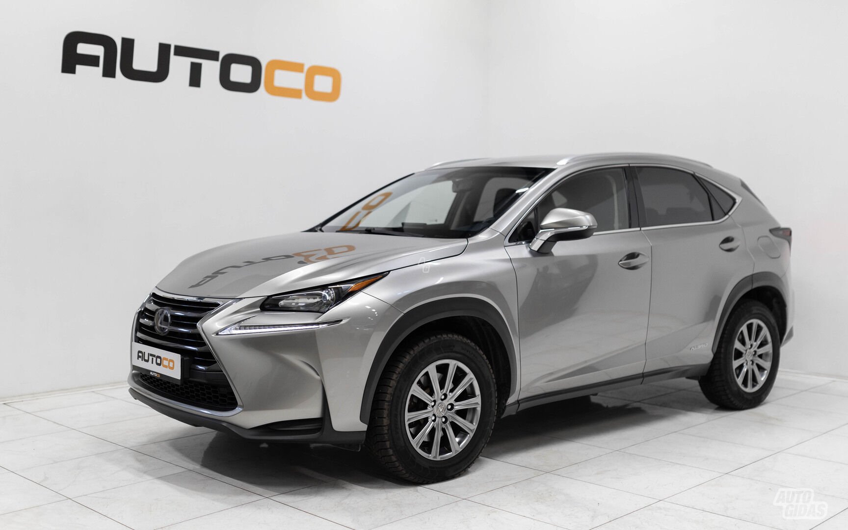 Lexus NX 300h 2014 y Wagon