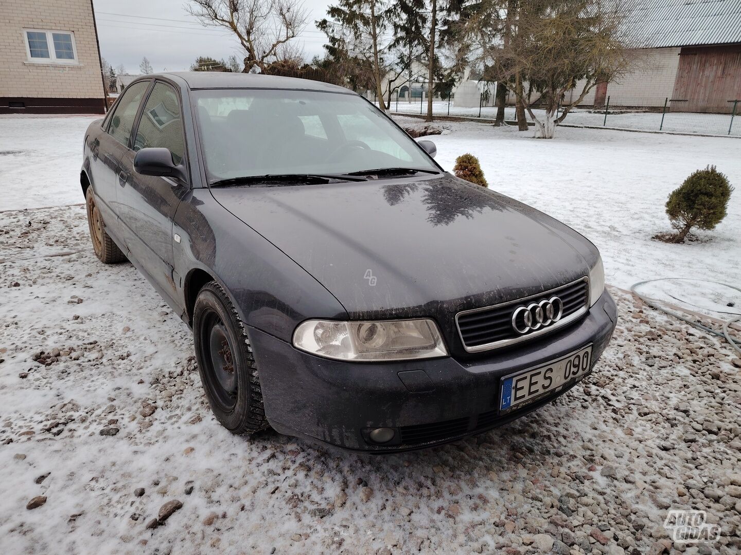 Audi A4 2000 m Sedanas