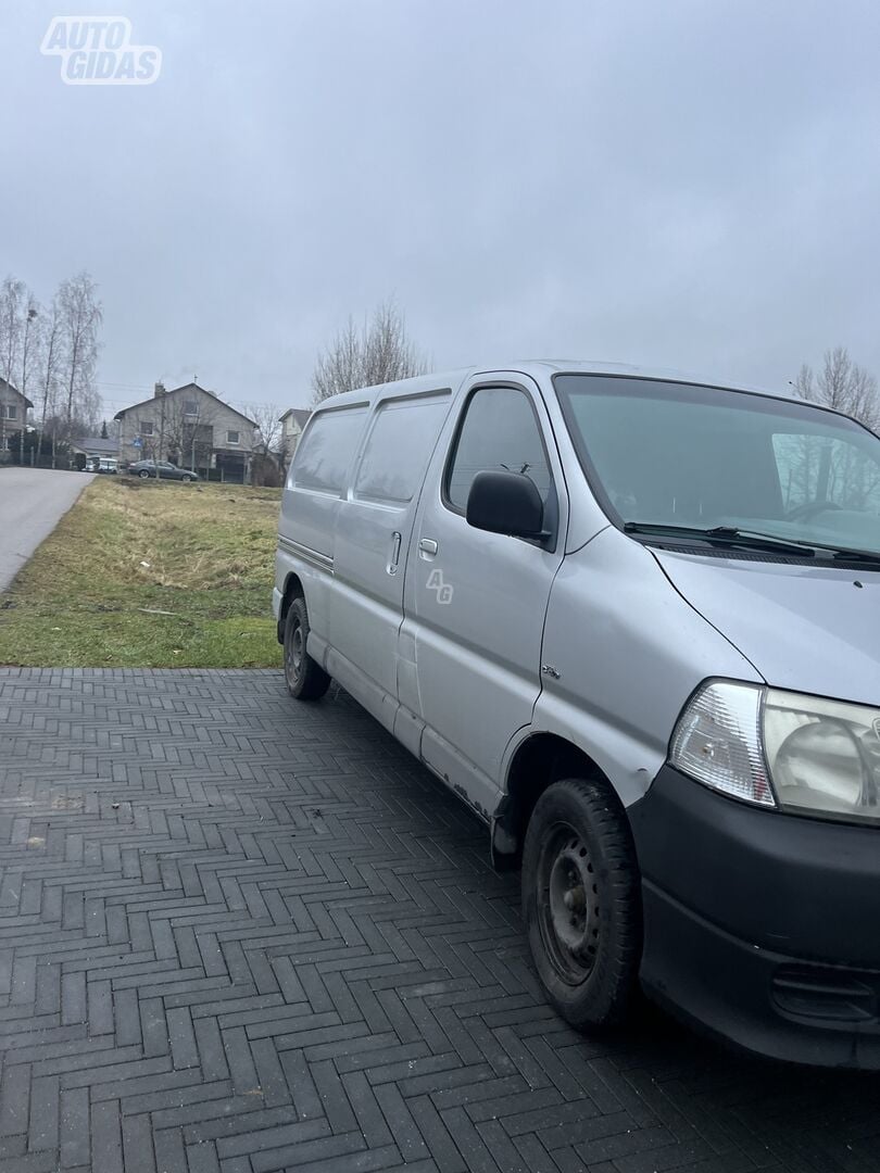 Toyota Hiace 2007 г Грузовой микроавтобус