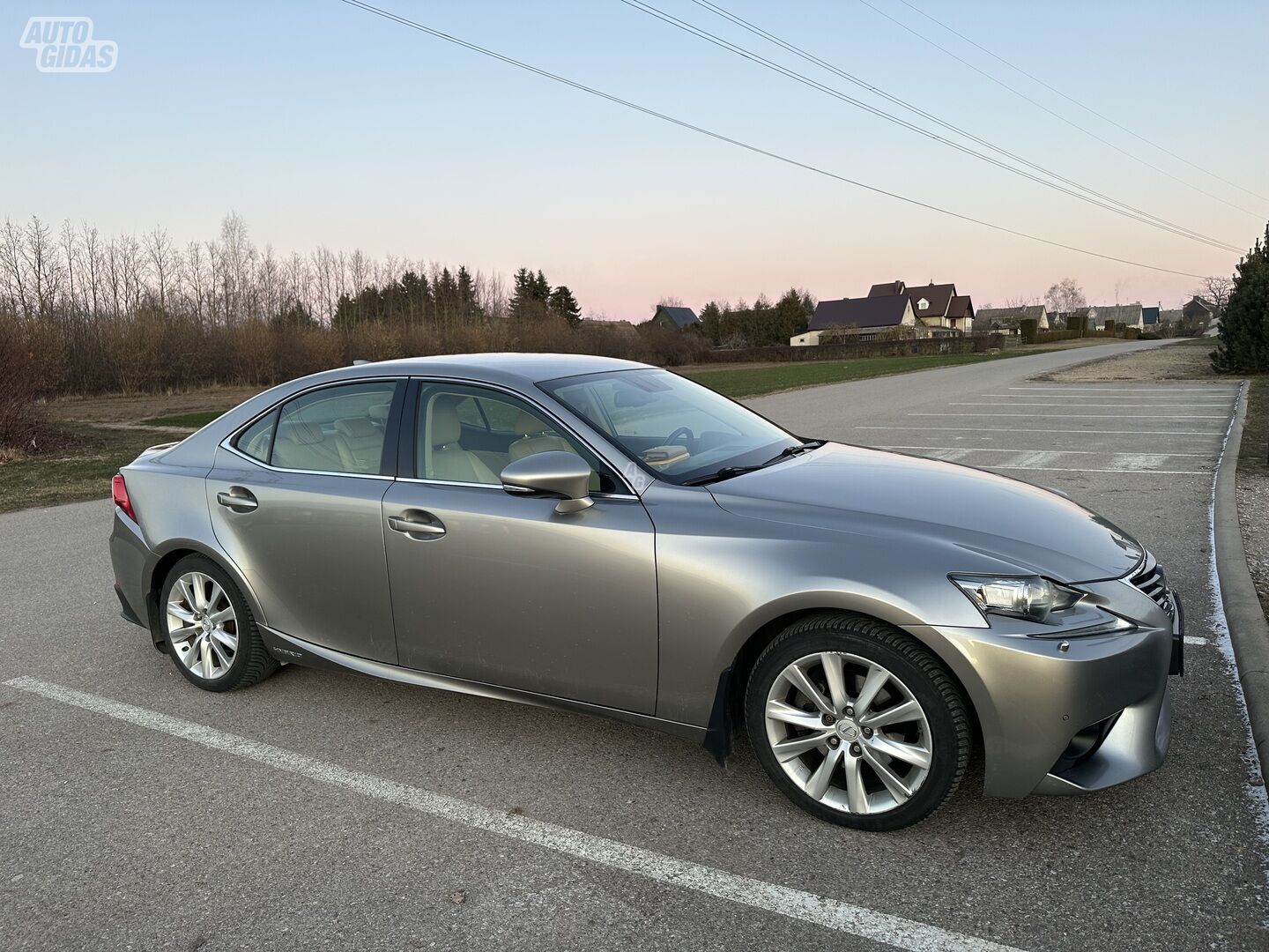 Lexus IS 300h 2014 m Sedanas