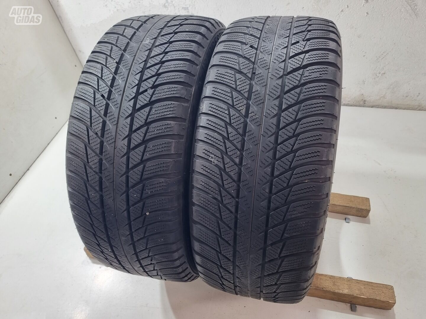 Bridgestone 5mm R17 зимние шины для автомобилей