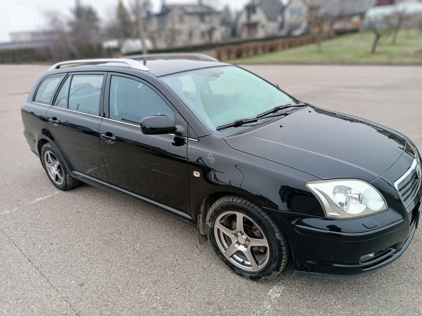 Toyota Avensis 2004 y Wagon