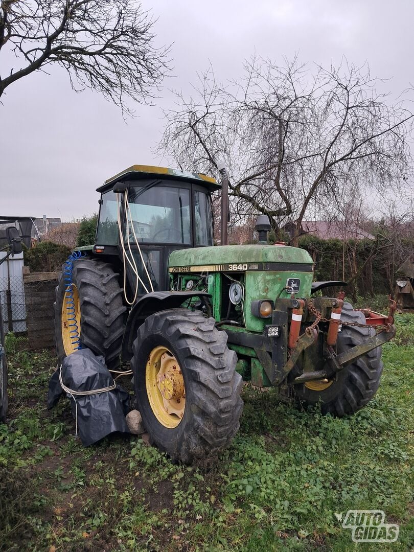 John deere 3640 1991 m Traktorius