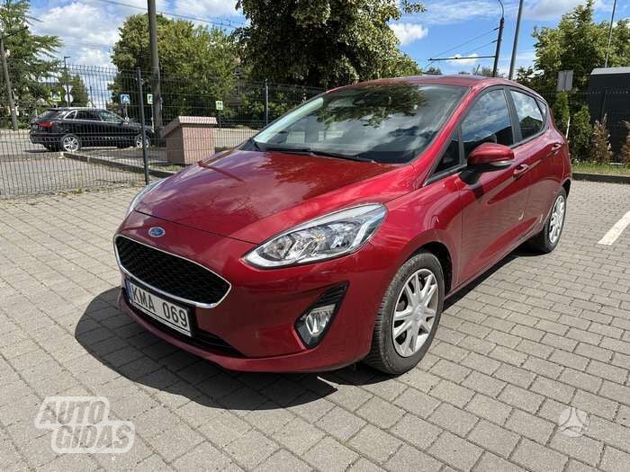 Ford Fiesta 2018 г Хэтчбек