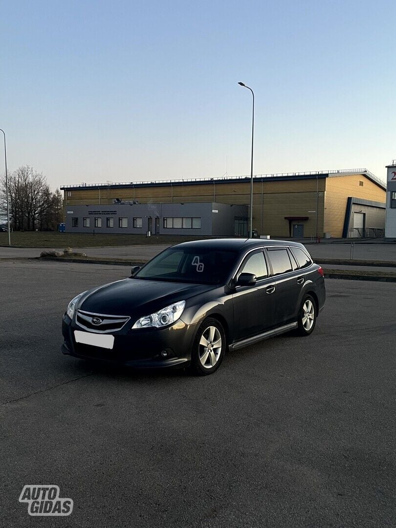 Subaru Legacy 2012 y Wagon