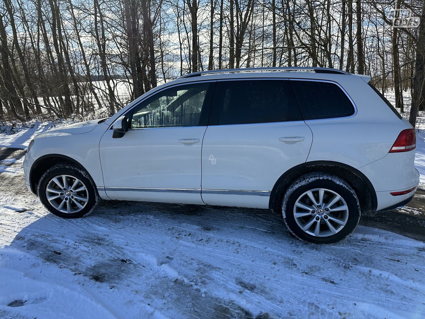 Volkswagen Touareg 2011 г Внедорожник / Кроссовер