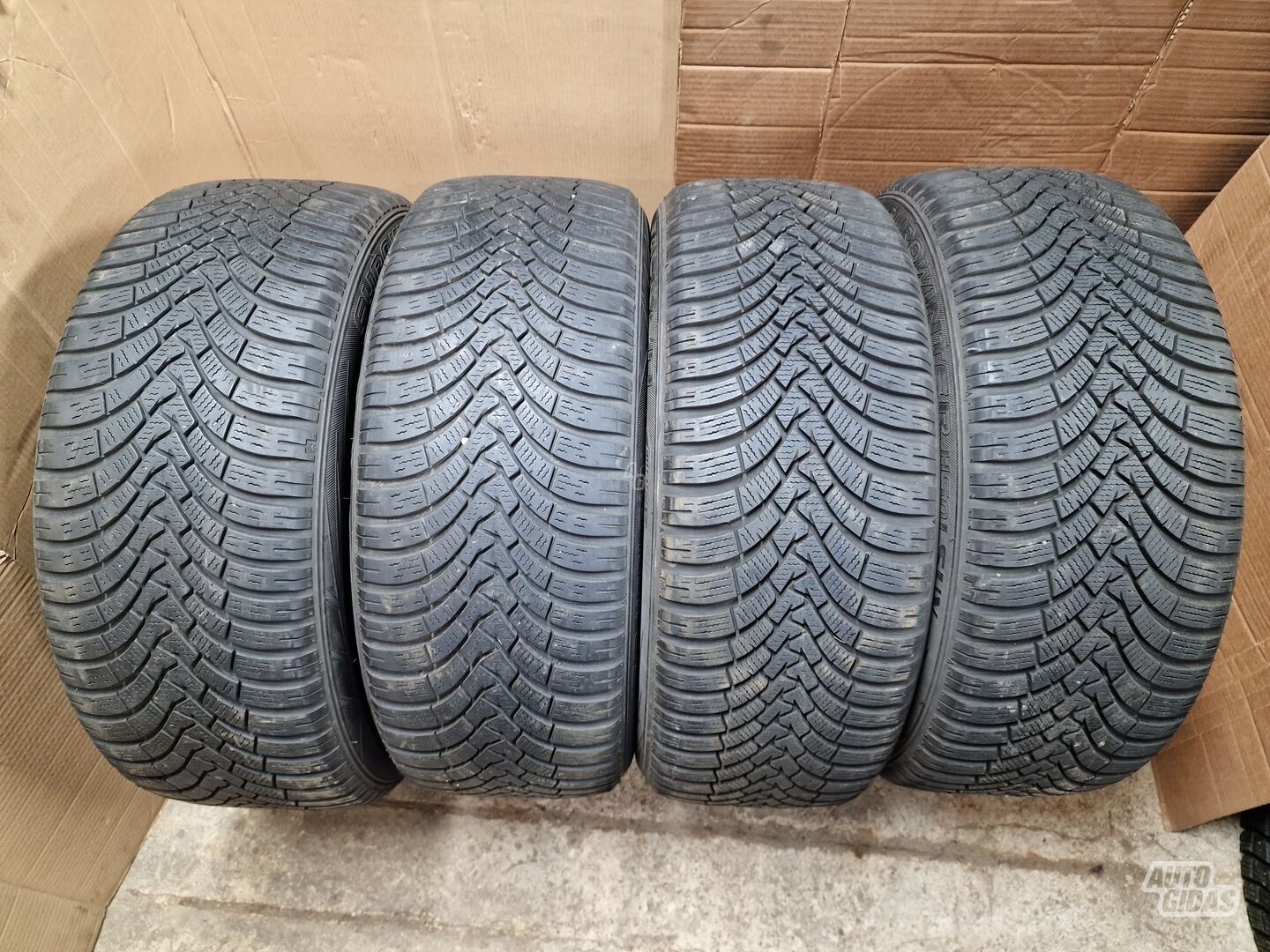 Falken EUROWINTER HS01 SUV R18 winter tyres passanger car