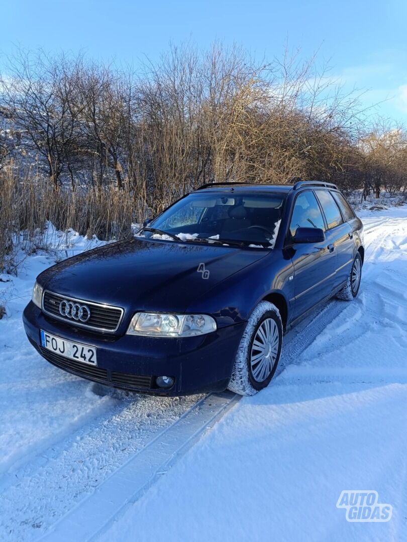 Audi A4 2000 г Универсал