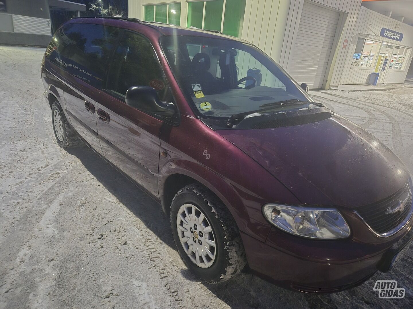 Chrysler Grand Voyager 2001 m Pikapas