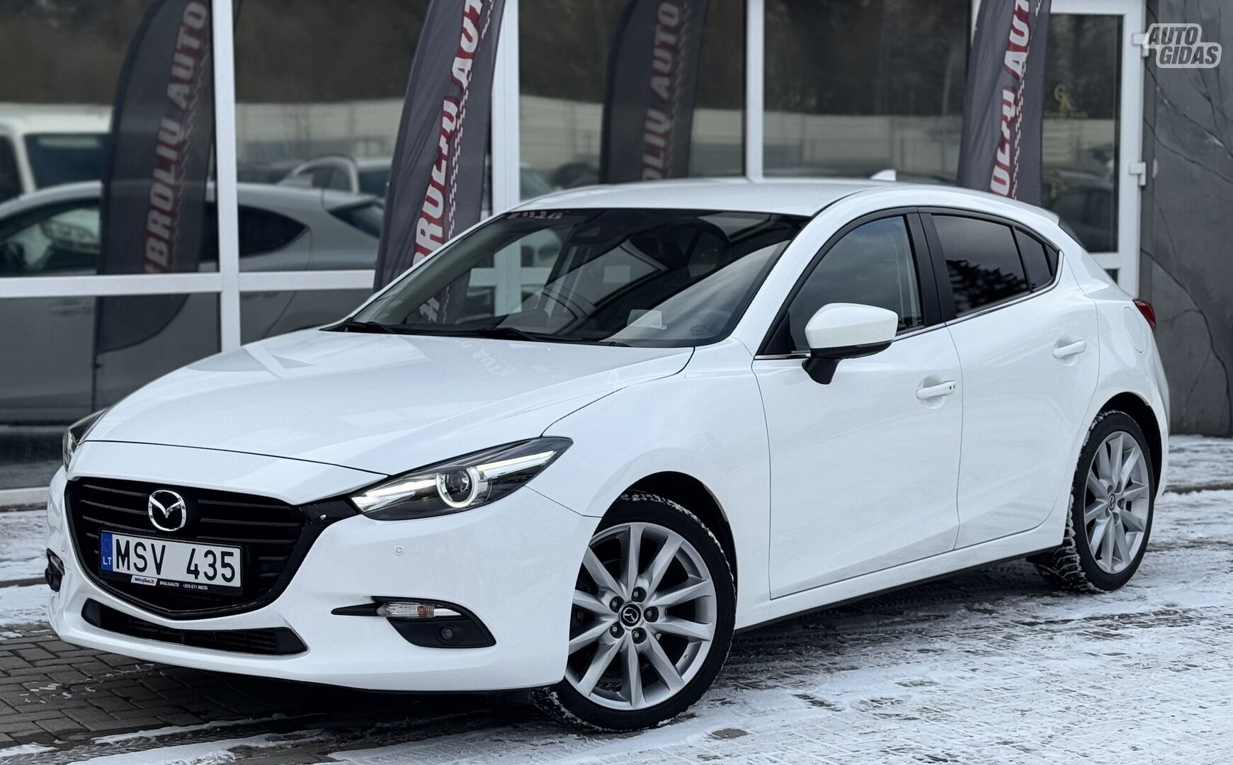 Mazda 3 2017 г Хэтчбек