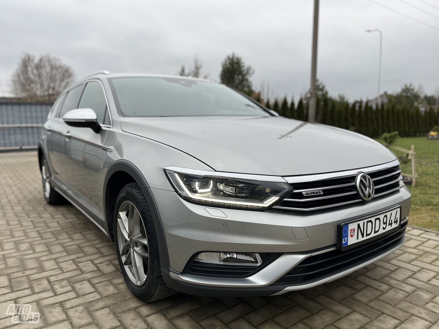 Volkswagen Passat Alltrack 2016 m Visureigis / Krosoveris