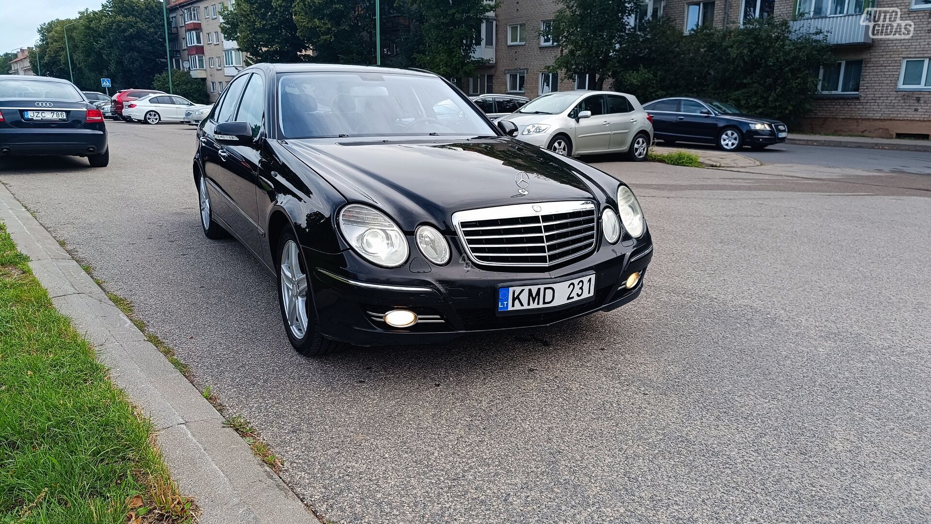 Mercedes-Benz E 320 2008 г Седан