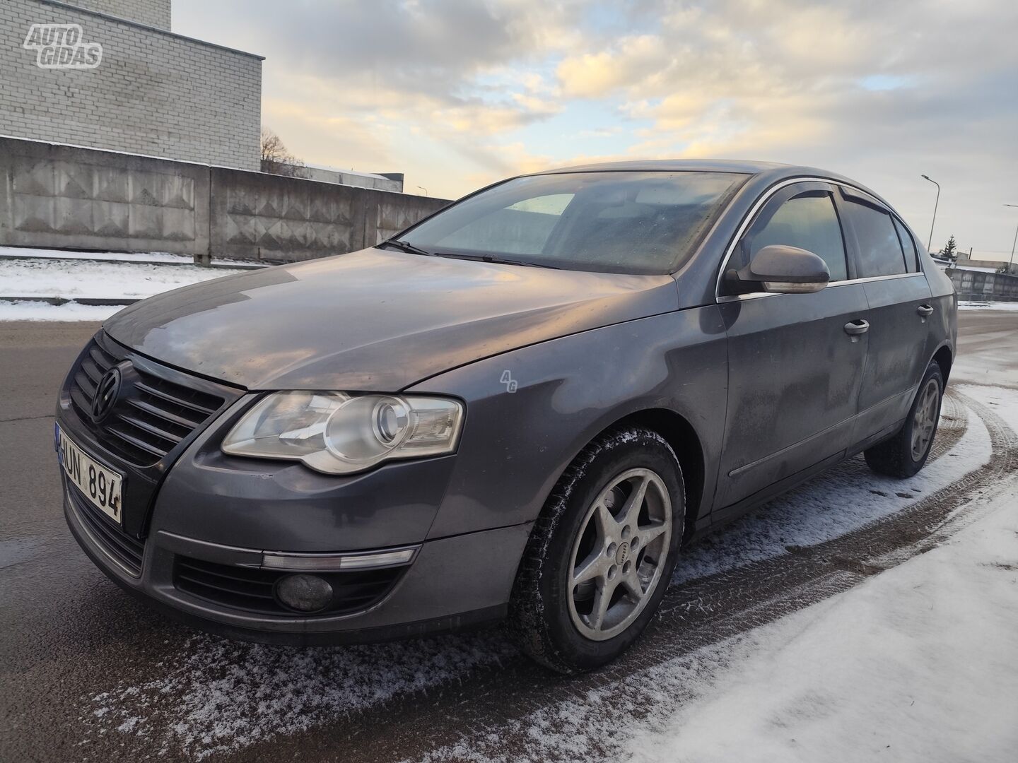 Volkswagen Passat 2006 y Sedan