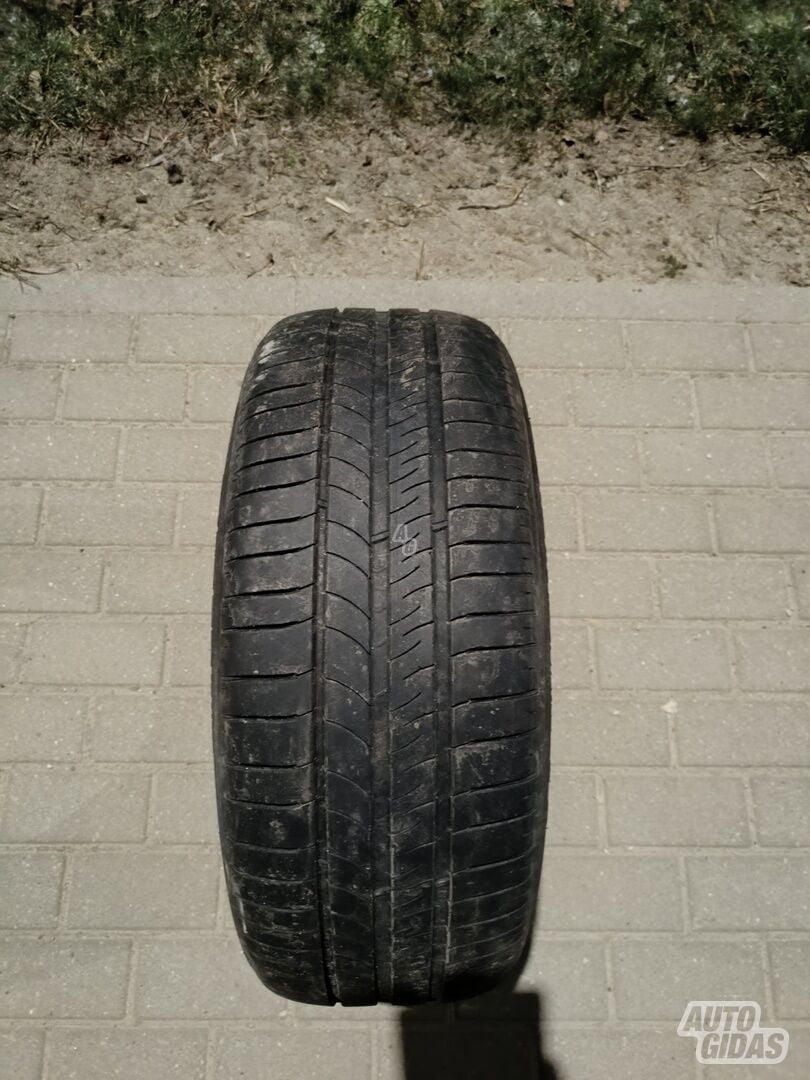 Michelin R16 vasarinės padangos lengviesiems