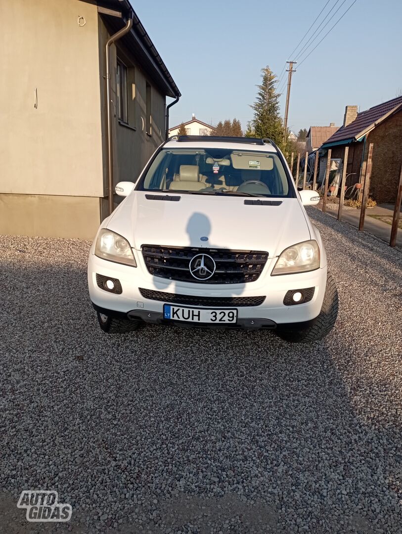 Mercedes-Benz ML 500 2006 y Off-road / Crossover