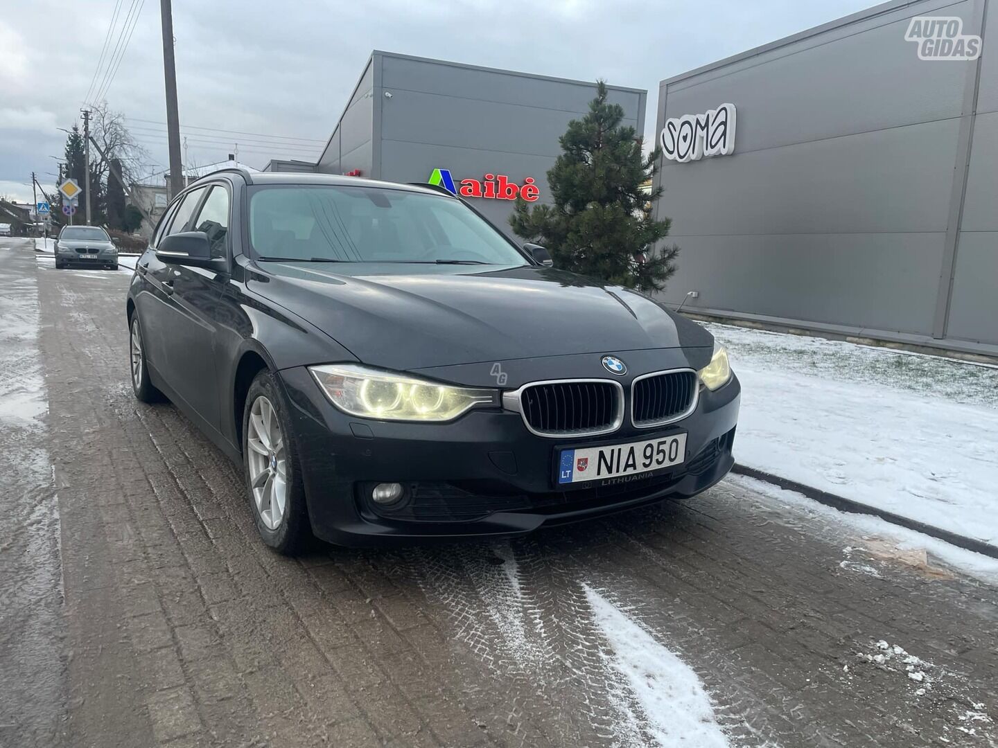 Bmw 318 2013 m Universalas