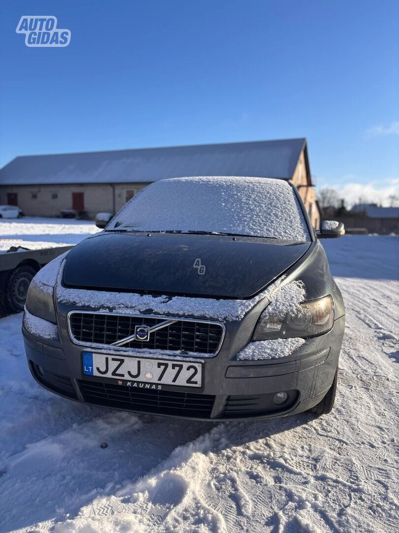 Volvo S40 2005 г запчясти