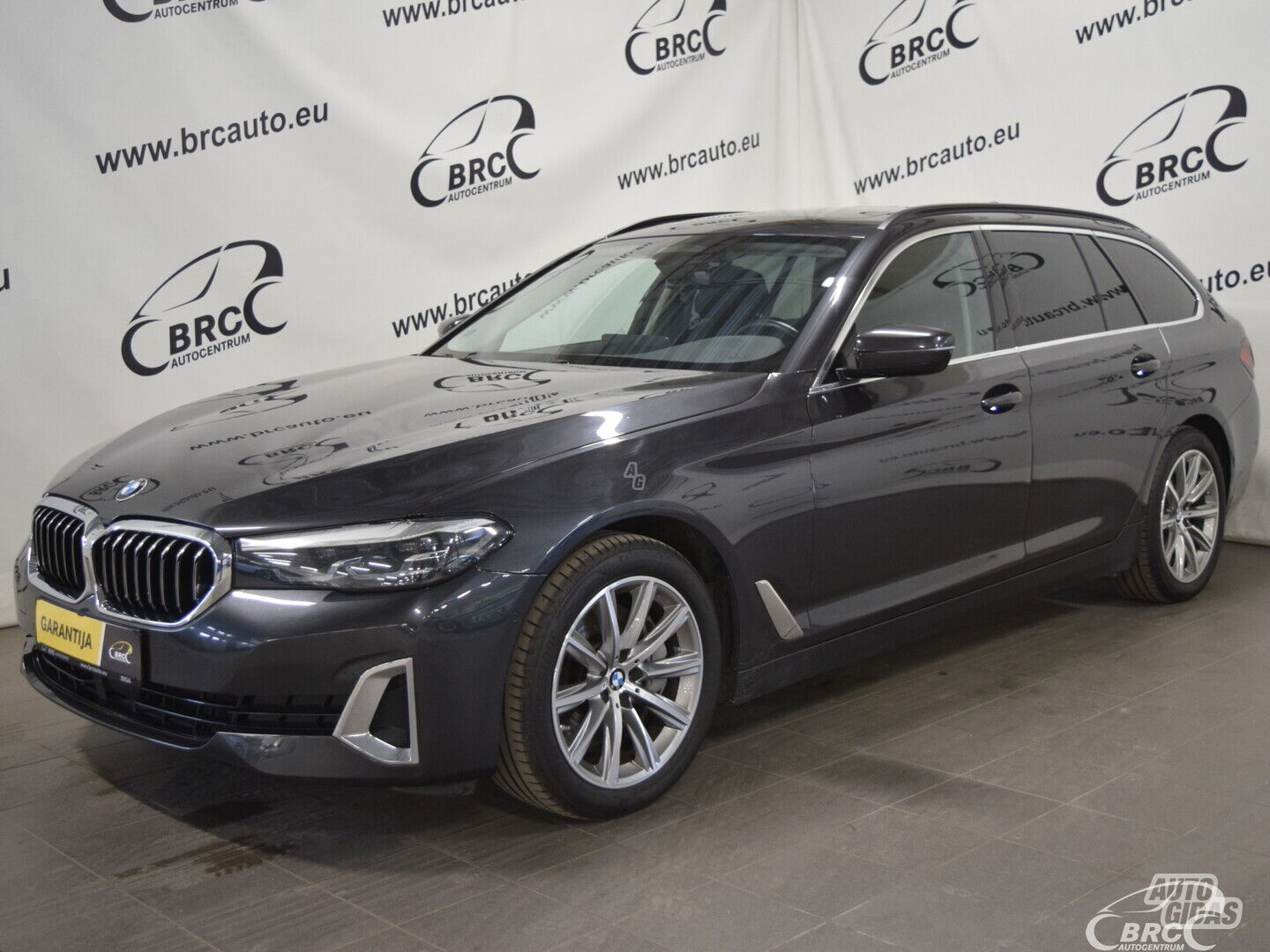 Bmw 530 D Touring xDrive 2021 y