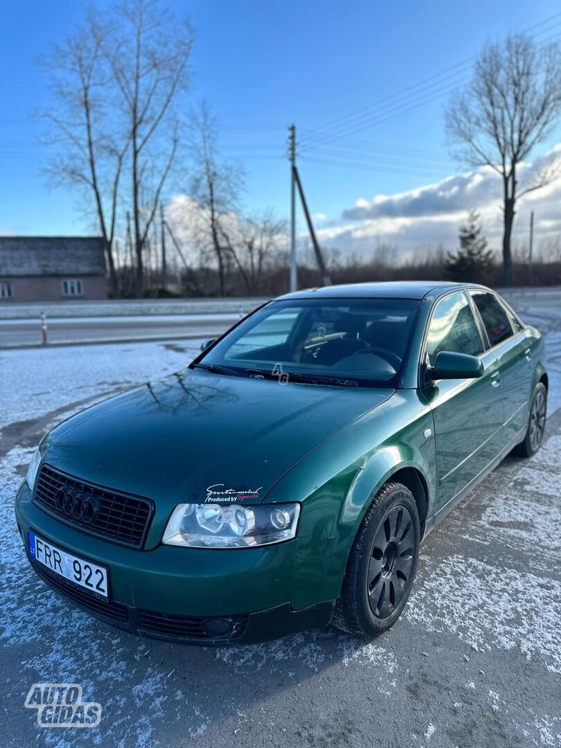 Audi A4 2002 г Седан