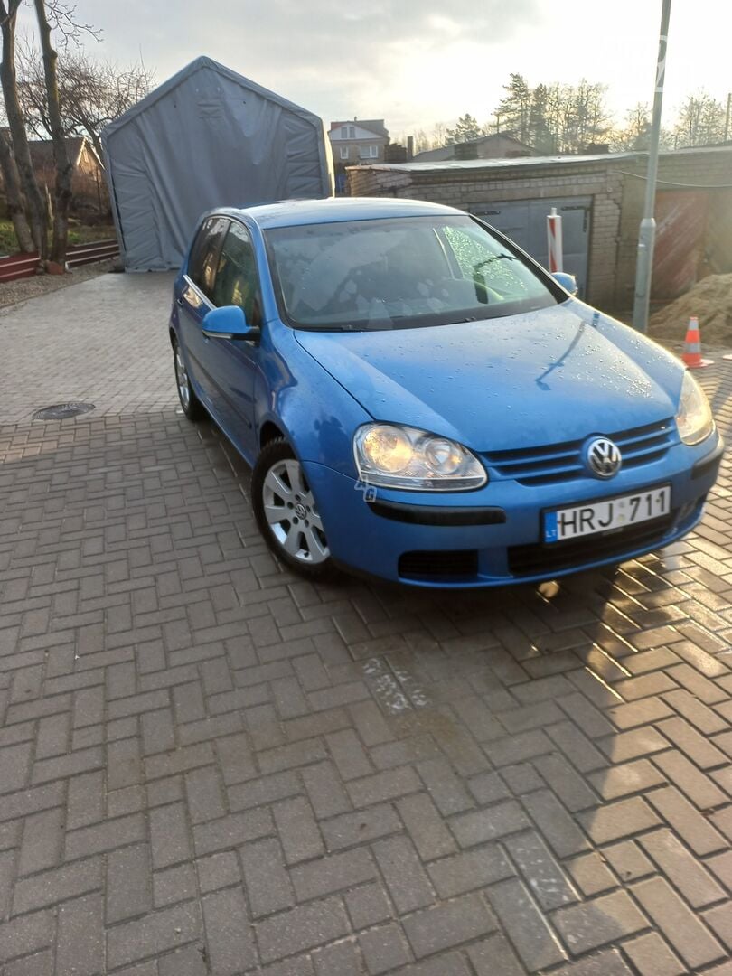 Volkswagen Golf 2004 г Хэтчбек