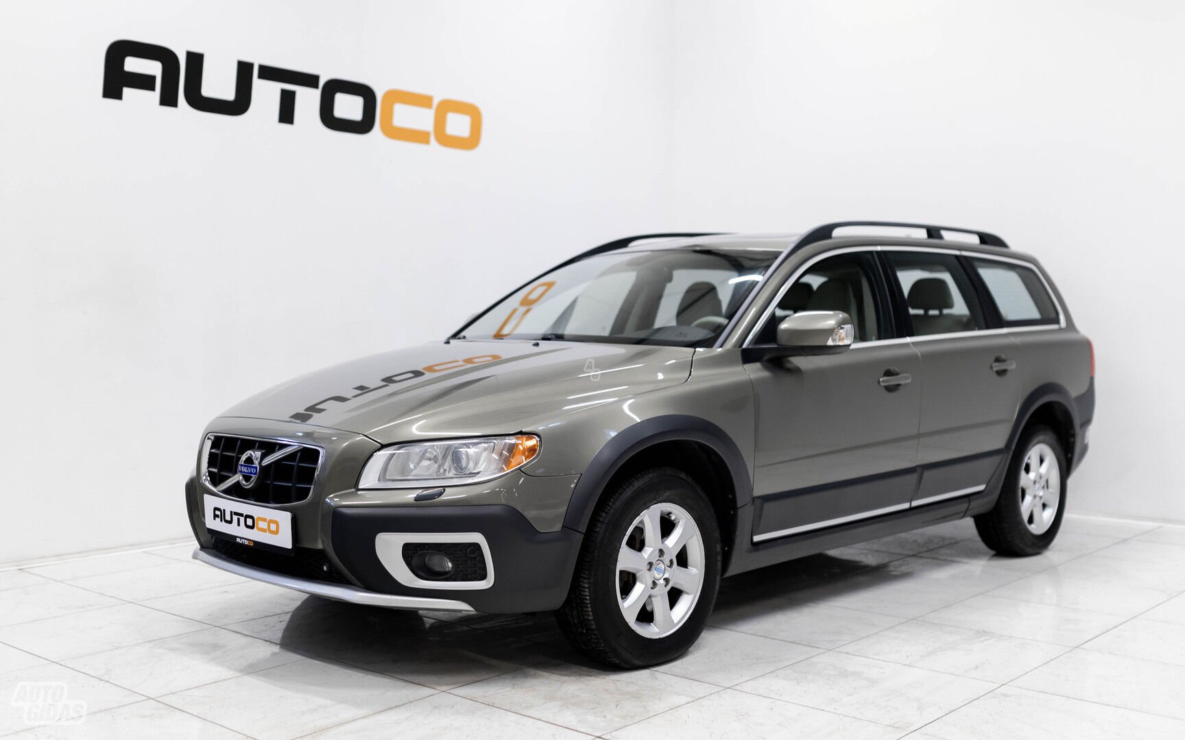 Volvo XC70 2011 y Wagon