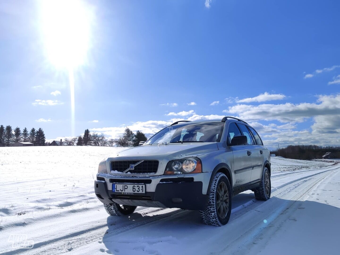 Volvo XC90 2004 y Off-road / Crossover