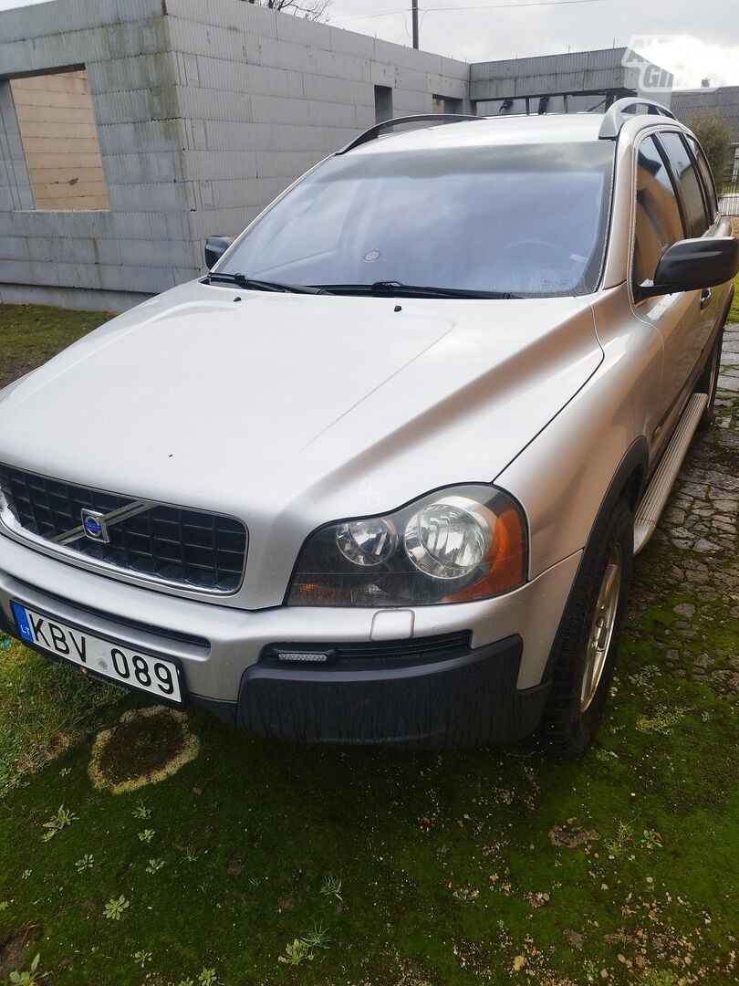 Volvo XC90 2004 y Off-road / Crossover