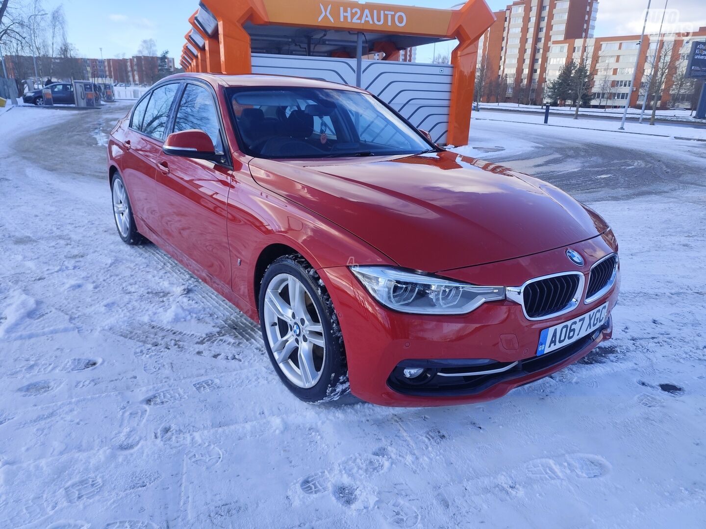 Bmw 330 2018 y parts