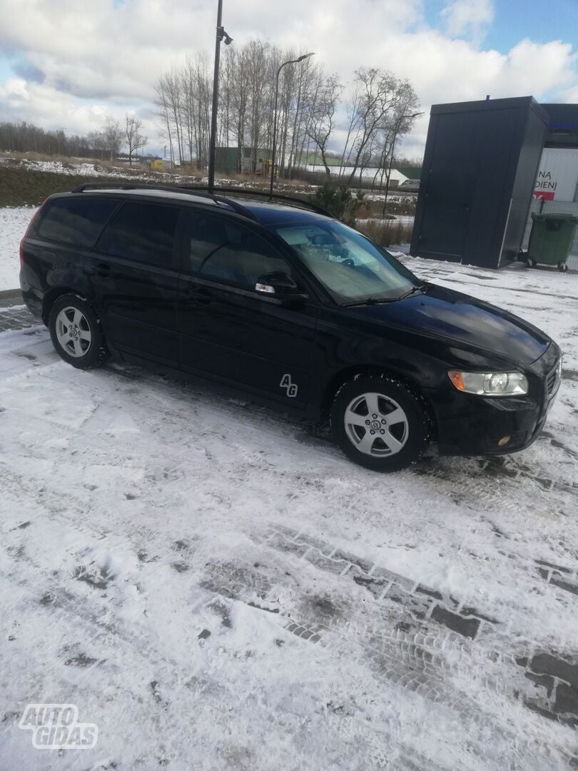 Volvo V50 TDI 2009 y