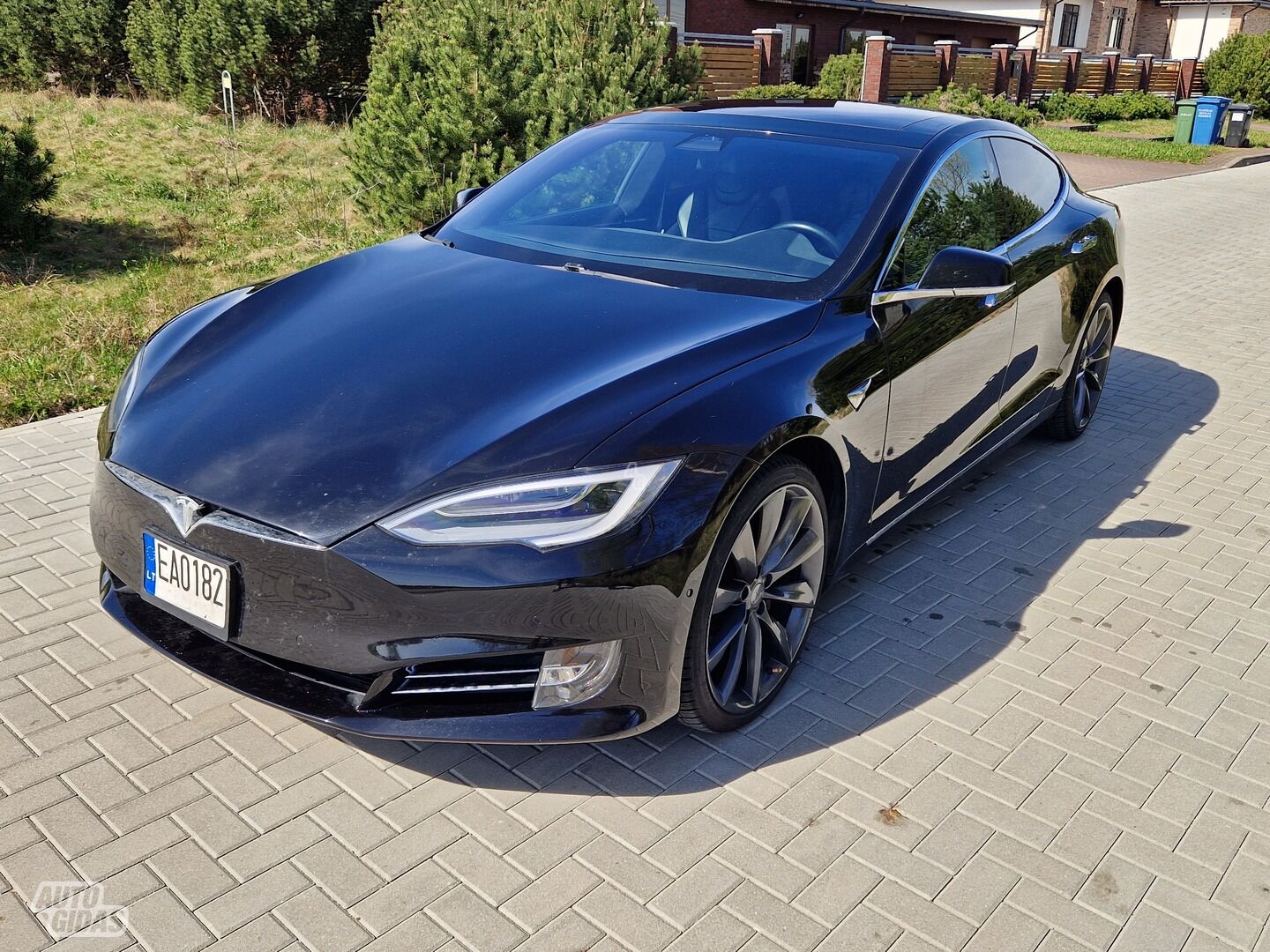 Tesla Model S 2017 y Sedan