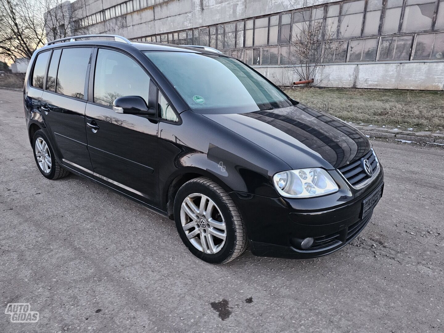 Volkswagen Touran 2005 m Vienatūris