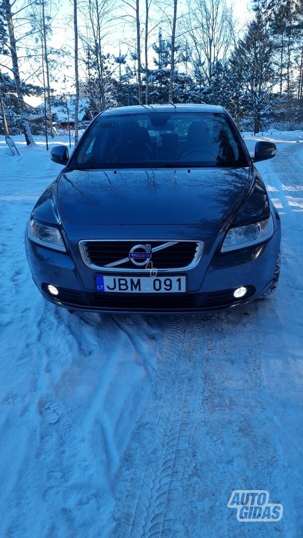 Volvo S40 2012 г Седан