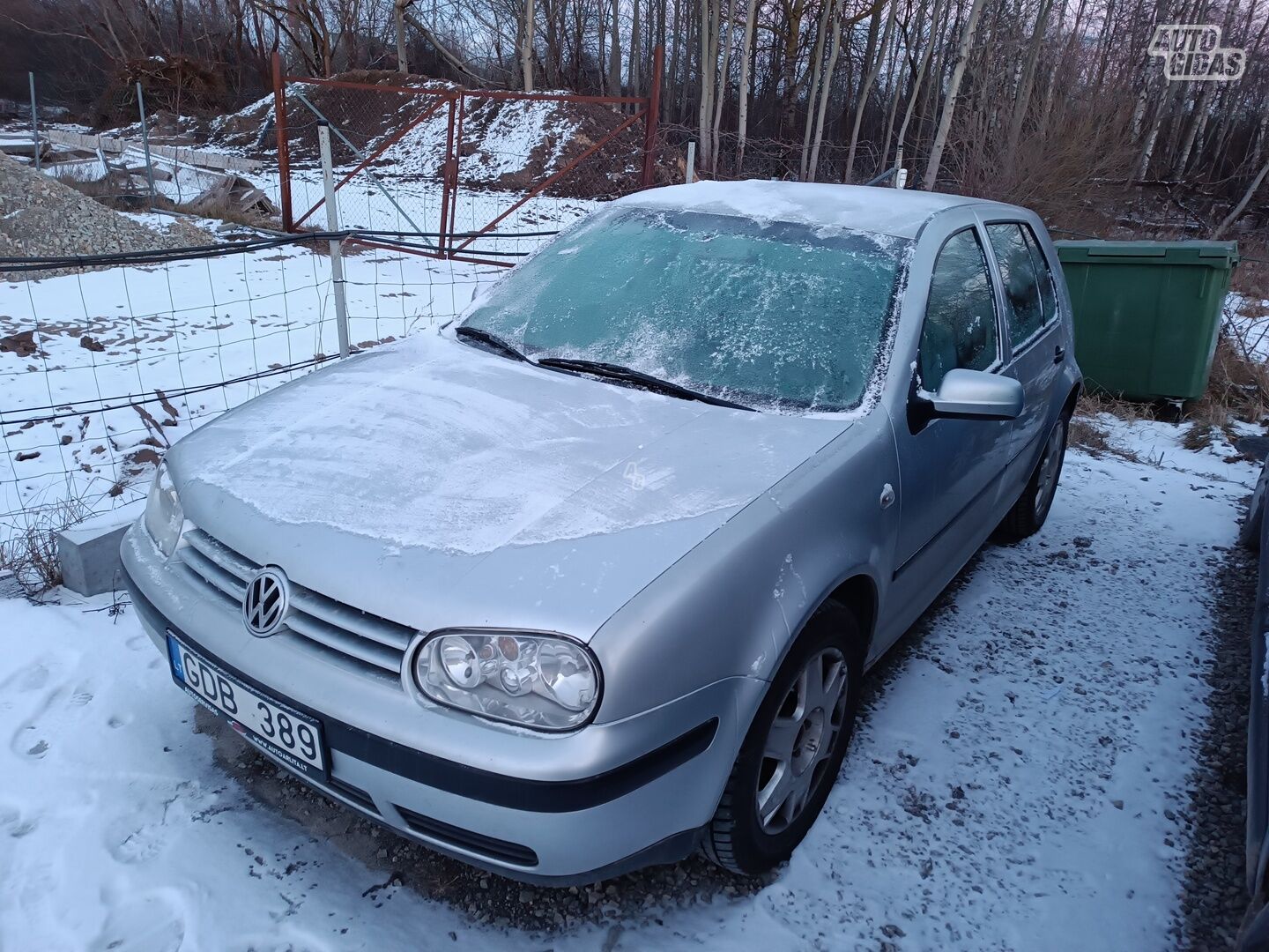 Volkswagen Golf 2000 г Хэтчбек