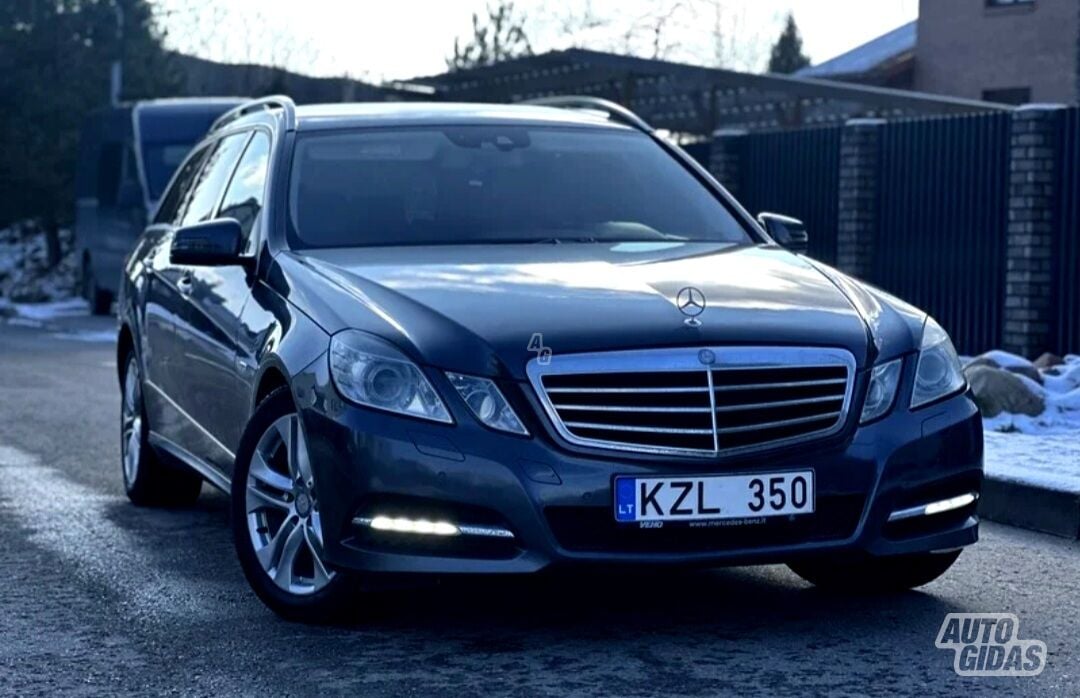 Mercedes-Benz E 350 4Matic 2012 m