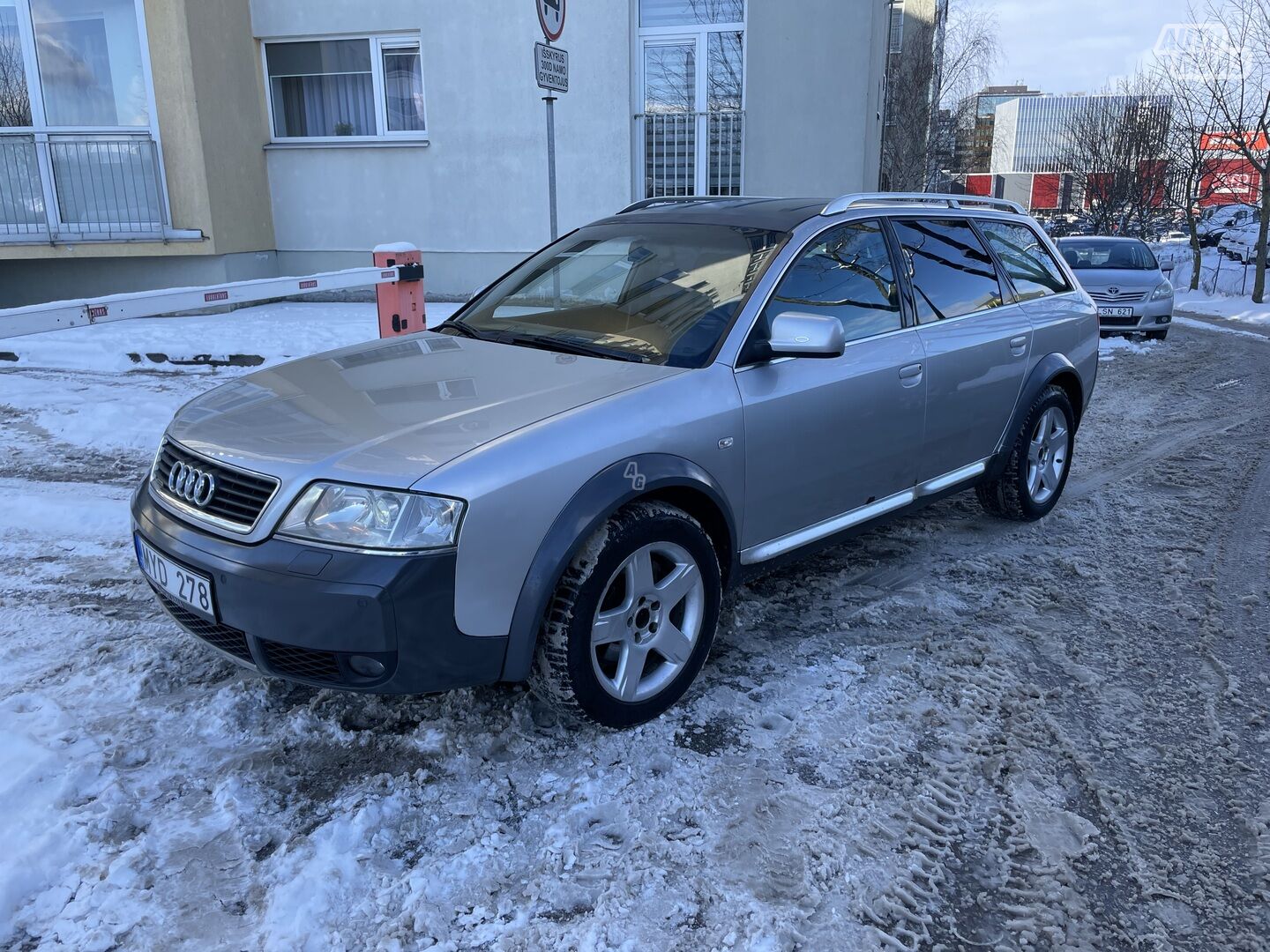 Audi A6 2003 г Универсал