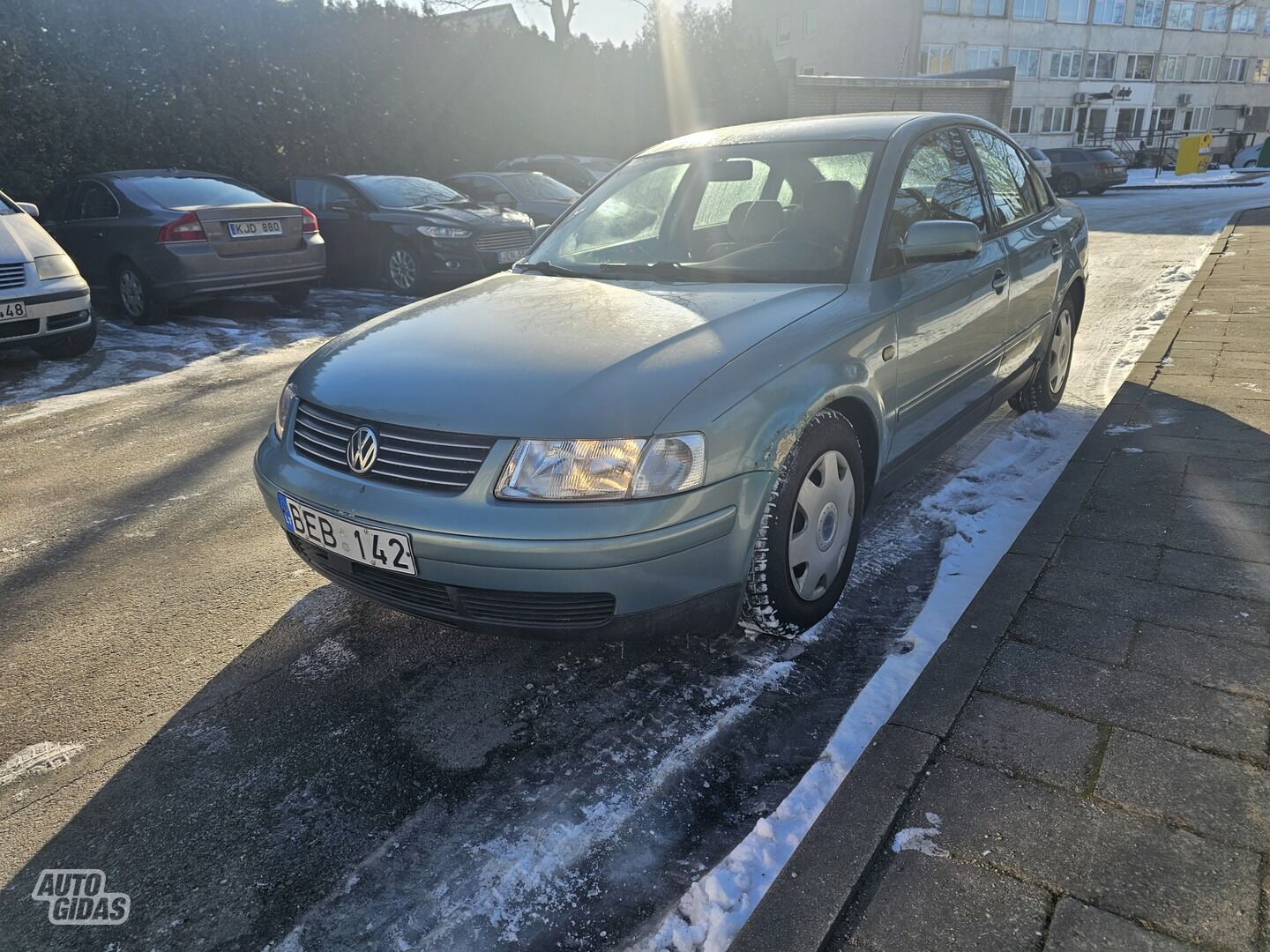 Volkswagen Passat 1998 y Sedan