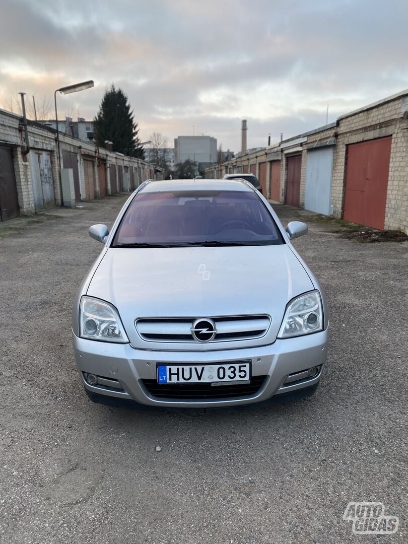 Opel Signum 2004 г Универсал