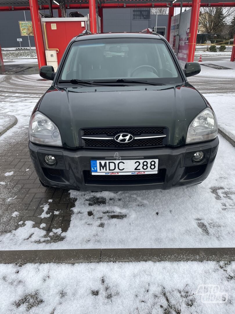 Hyundai Tucson 2006 г Внедорожник / Кроссовер