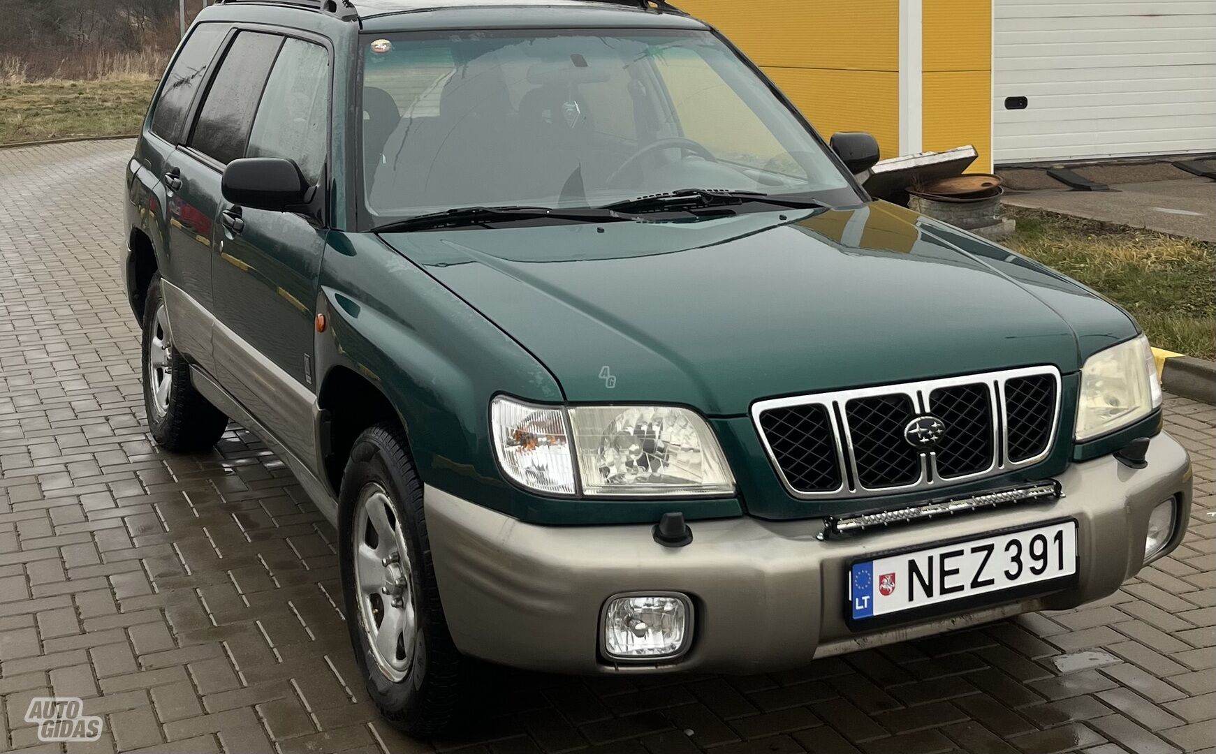 Subaru Forester 2001 y Off-road / Crossover