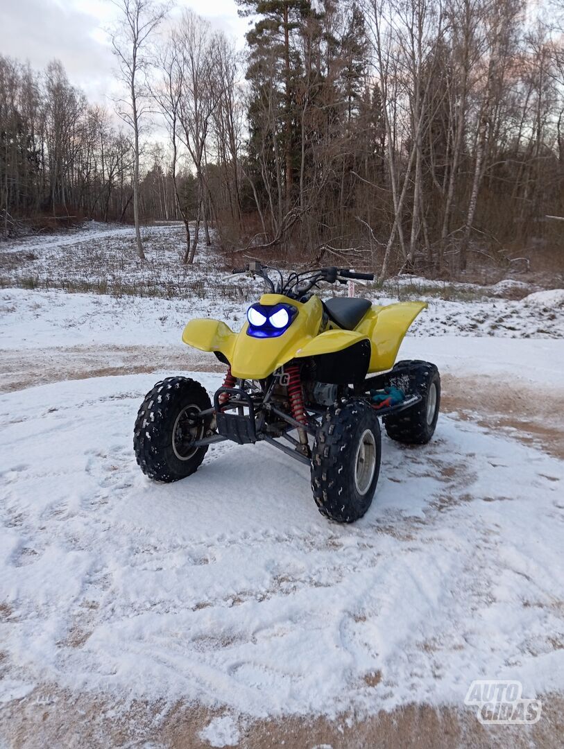 Honda TRX 2003 y ATV motorcycle