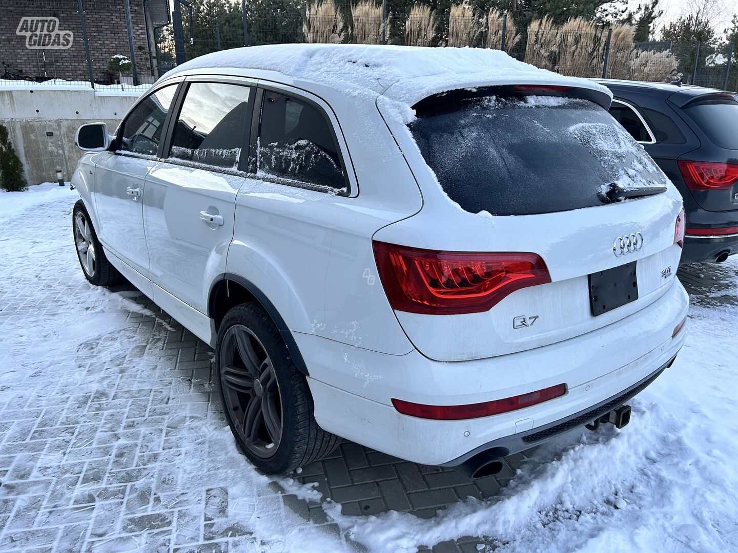 Audi Q7 2014 г Внедорожник / Кроссовер