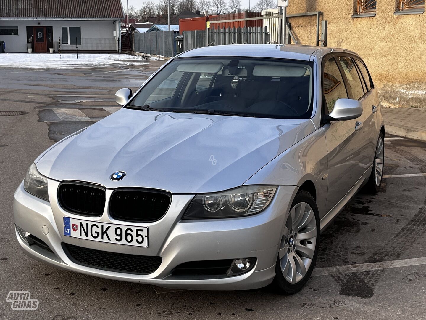 Bmw 320 2009 г Универсал