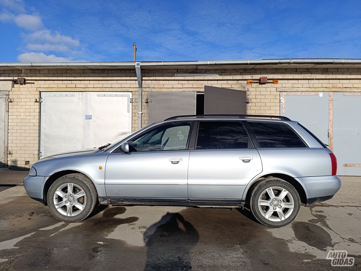 Audi A4 1998 г Универсал