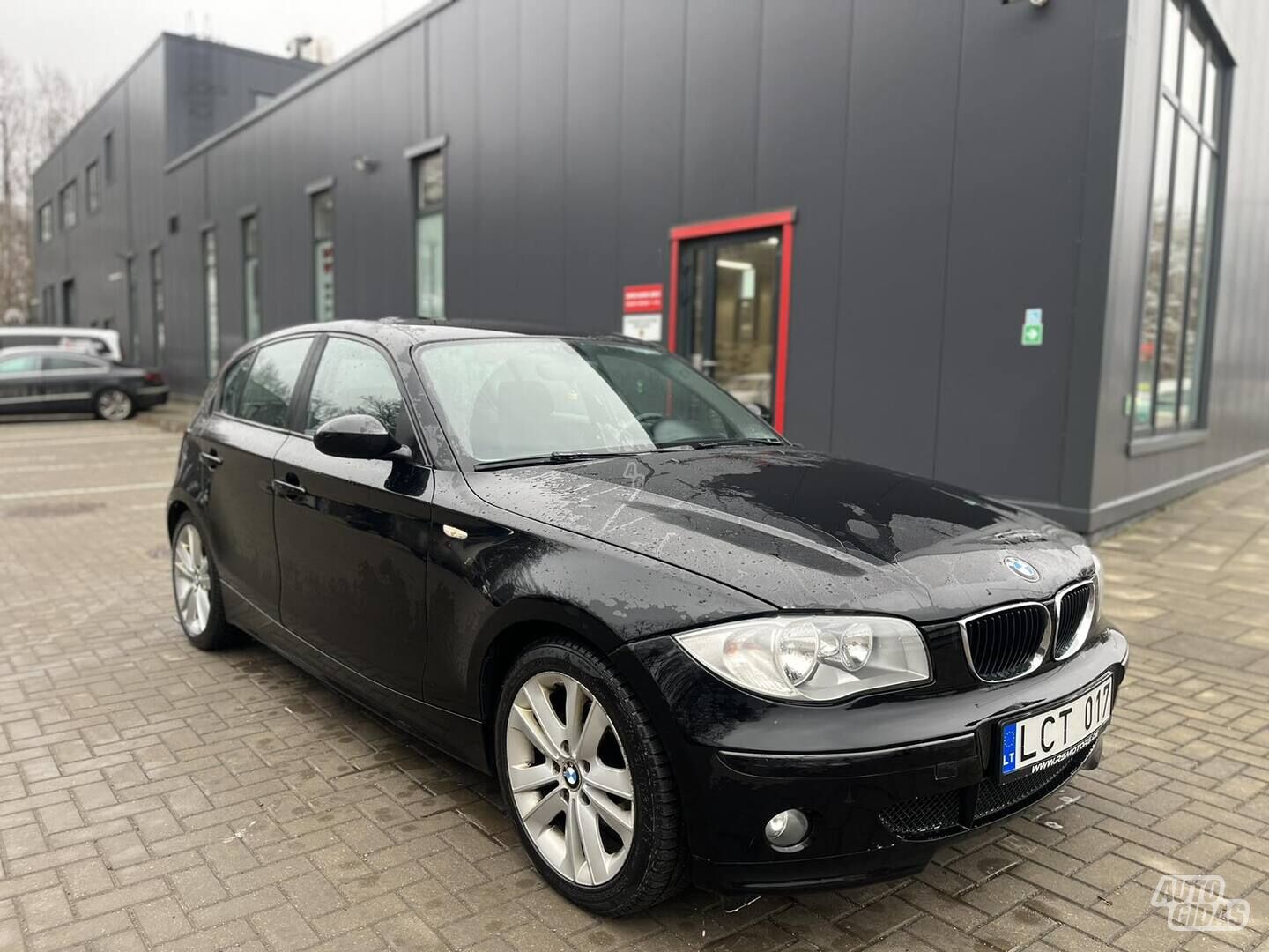 Bmw 120 2005 г Хэтчбек